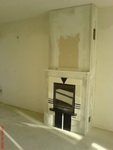 137 За тази полувградена камина използвахме отново чешка камера - 520 H на BEF BLANZEK. Облицовка направихме от бял мрамор Тасос и черен гранит Неро зимбабве.